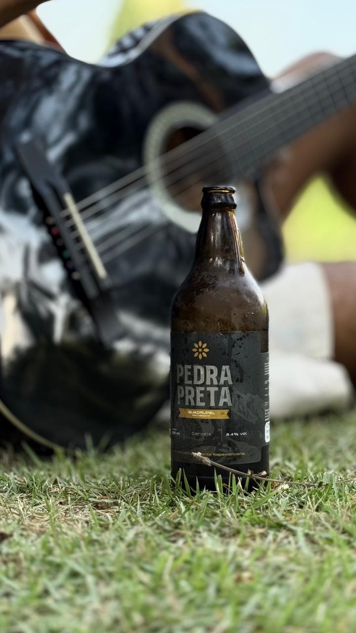 Cerveja Pedra Preta Quadrupel